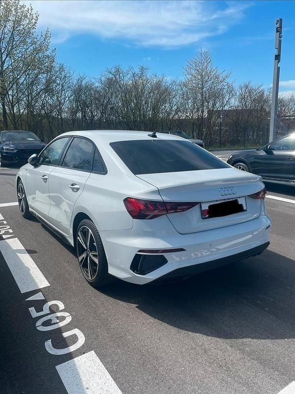 Gebraucht Audi A3 S-Line 116 PS (85 kW) 2022 Weiß Limousine
