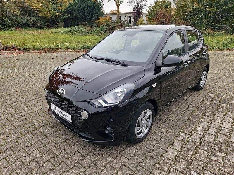 Schwarz Gebraucht 2020 Hyundai i10 Select Kleinwagen | 10.490 € (Fairer Preis) - Bild 1/4