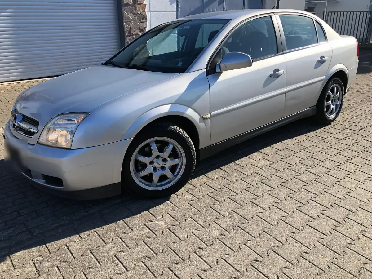 Gebraucht Opel Vectra 120 PS (88 kW) 2007 Silber Limousine