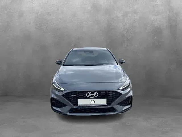 Neu Hyundai i30 N Line 150 PS (110 kW) 2026 Shadow grey Limousine