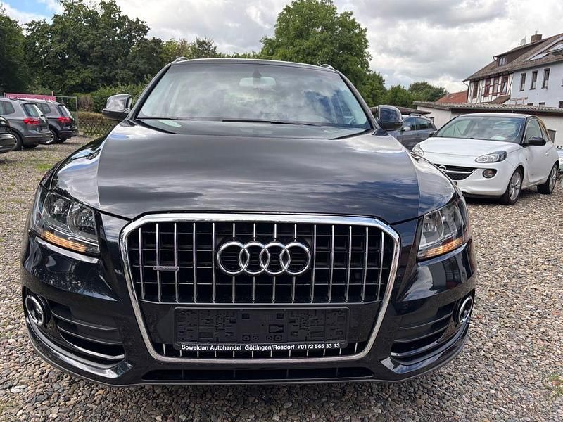 Phantomschwarz Gebraucht 2012 Audi Q5 Design SUV | 12.999 € (Fairer Preis) - Bild 1/4