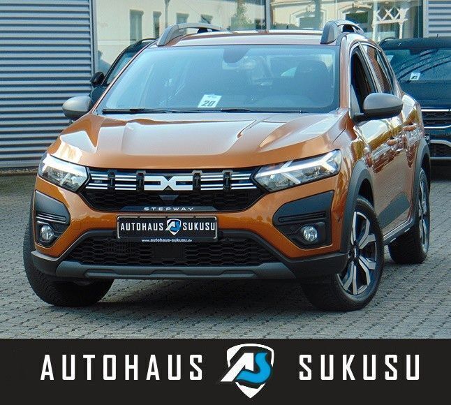 Orange Gebraucht 2023 Dacia Sandero Expression Kleinwagen | 15.990 € (Fairer Preis) - Bild 1/4