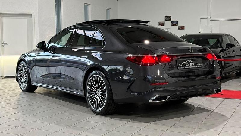 Gebraucht Mercedes E220 Premium 197 PS (144 kW) 2024 Grau Limousine