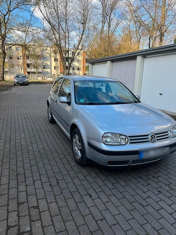 Gebraucht VW Golf IV 75 PS (55 kW) 2001 Silber Kleinwagen