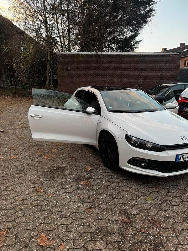 Gebraucht VW Scirocco Life 122 PS (89 kW) 2013 Weiß Coupé