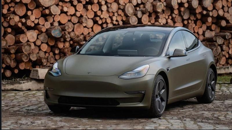 Weiß Gebraucht 2021 Tesla Model 3 Long Range Limousine | 25.700 € (Guter Preis) - Bild 1/4