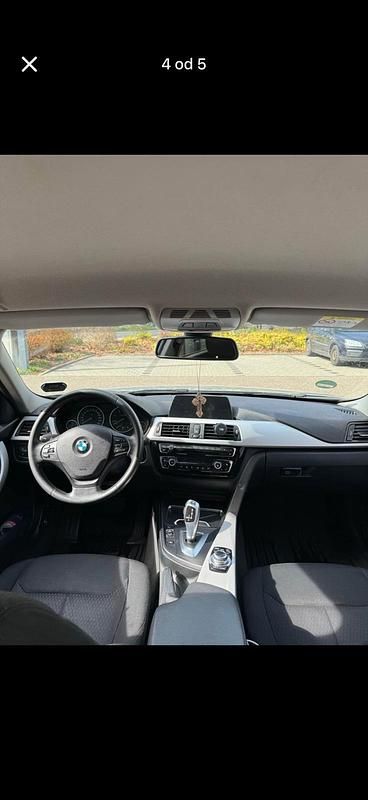 Gebraucht BMW 318 150 PS (110 kW) 2016 Grau Kombi