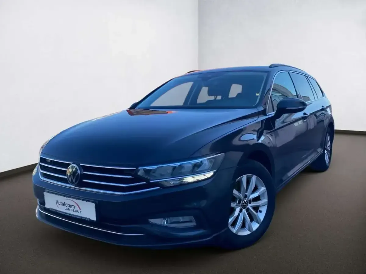 Gebraucht VW Passat Business 150 PS (110 kW) 2024 Grau Kombi
