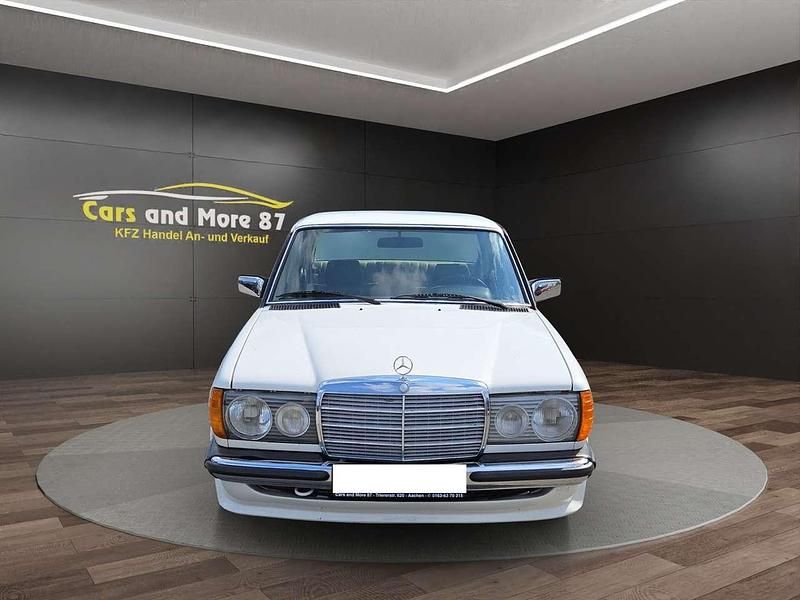 Gebraucht Mercedes 200 AMG 60 PS (44 kW) 1980 Weiß Limousine