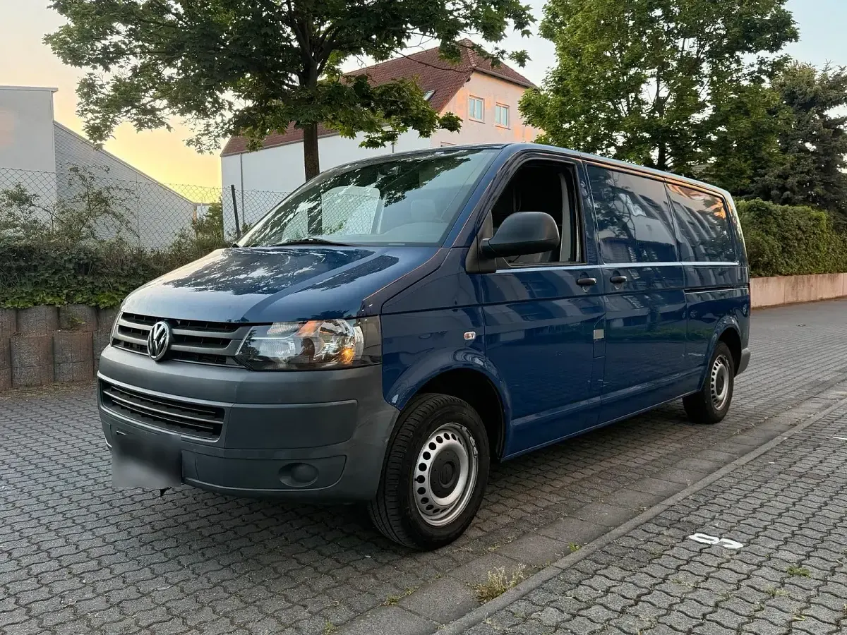 Usata VW Transporter 140 CV (102 kW) 2013 Blu Furgone