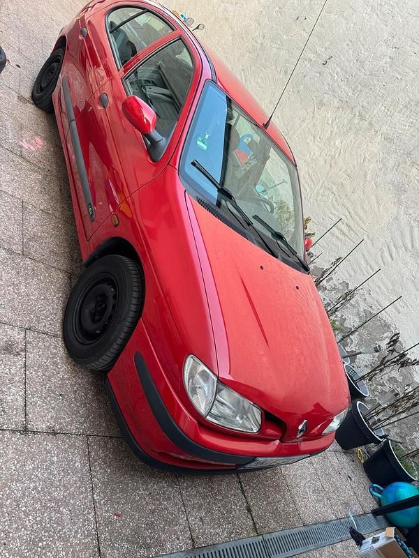 Gebraucht Renault Mégane 102 PS (75 kW) 1996 Rot Limousine
