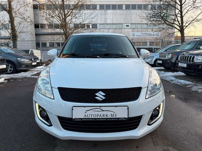 Gebraucht Suzuki Swift Comfort 94 PS (69 kW) 2014 Weiß Kleinwagen
