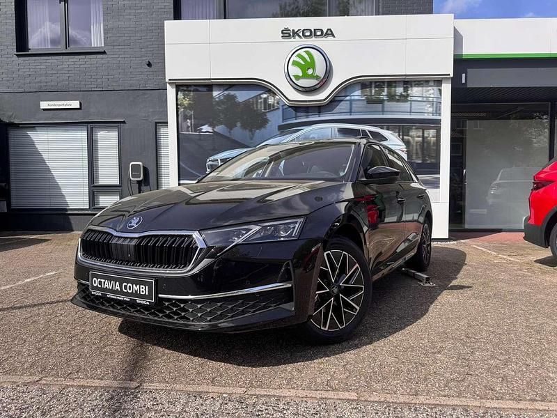 Schwarzmagic perleffekt Neu 2025 Skoda Octavia Tour Kombi | 39.900 € (Etwas zu teuer) - Bild 1/4