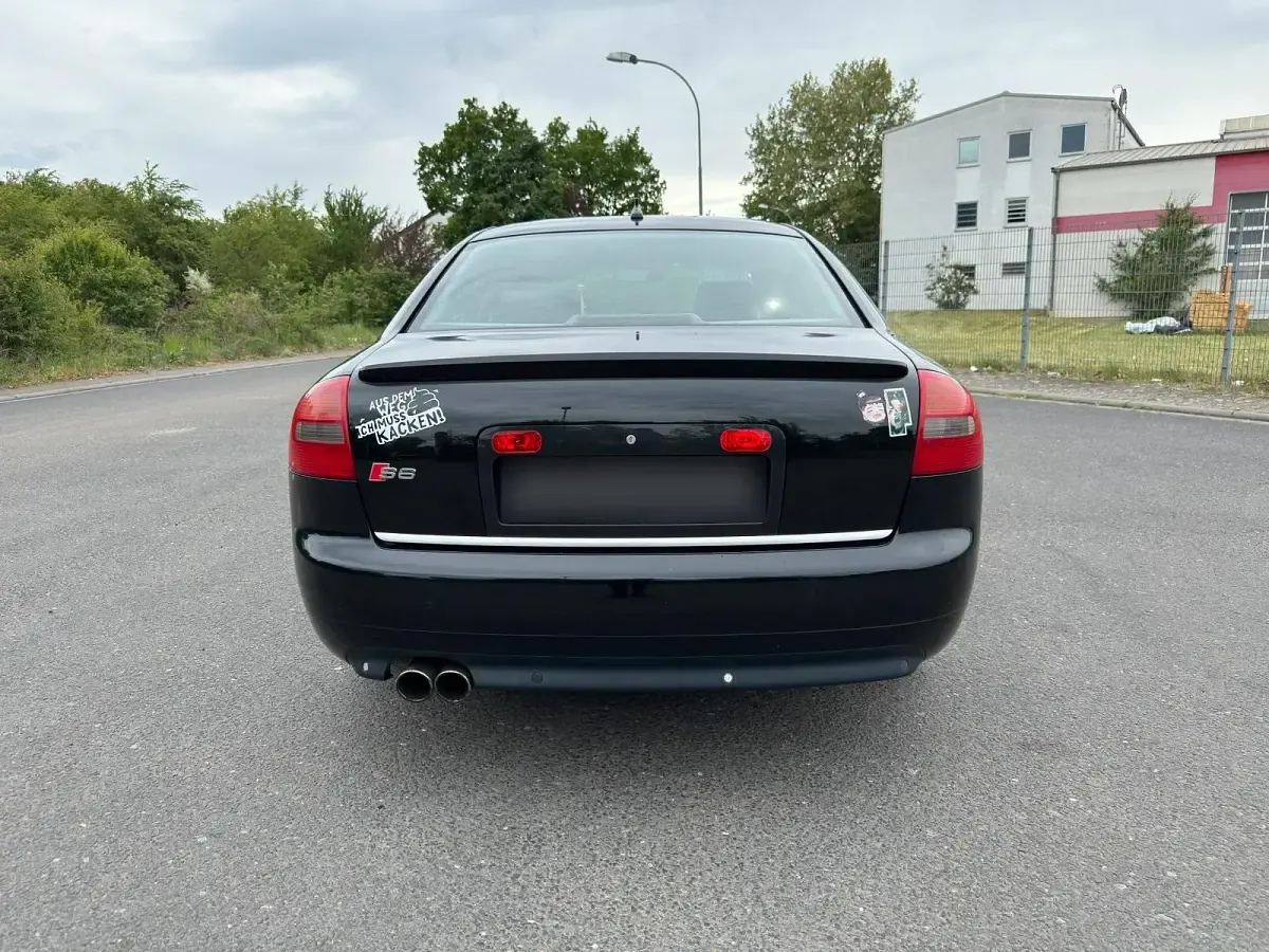 Gebraucht Audi A6 150 PS (110 kW) 2002 Schwarz Limousine