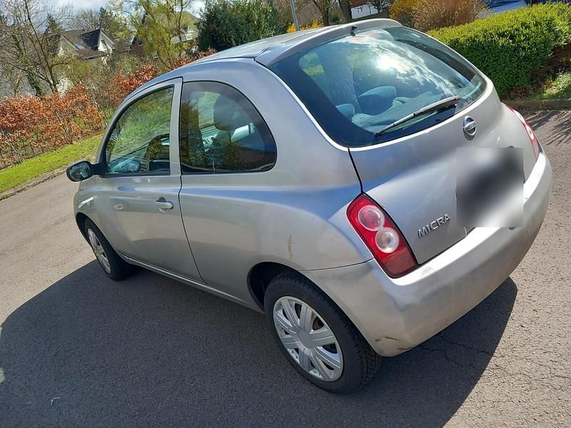 Gebraucht Nissan Micra 88 PS (64 kW) 2003 Silber Kleinwagen