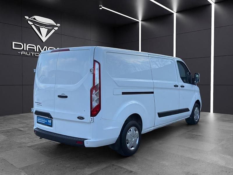 Gebraucht Ford Transit Custom 131 PS (96 kW) 2022 Weiß Van / Kleinbus