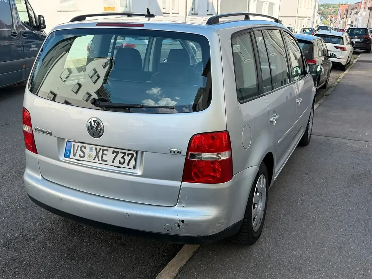 Gebraucht VW Touran 105 PS (77 kW) 2006 Andere farben Van / Kleinbus