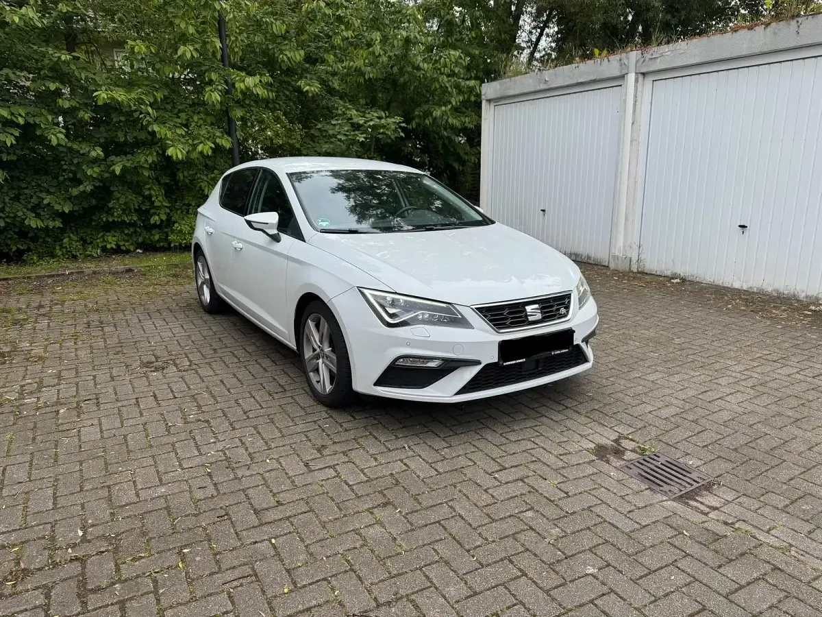 Gebraucht Seat Leon FR 150 PS (110 kW) 2018 Weiß Limousine