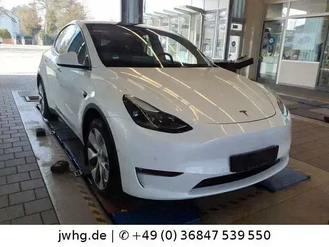 Usata Tesla Model Y 378 kW (514 CV) 2022 Bianco SUV