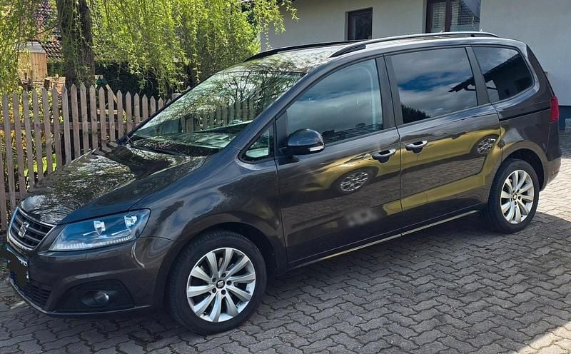 Używany Seat Alhambra 184 KM (135 kW) 2016 Brązowy Minivan