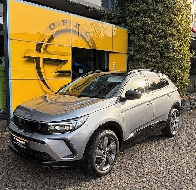Grau Gebraucht 2022 Opel Grandland X SUV | 21.990 € (Etwas zu teuer) - Bild 1/4