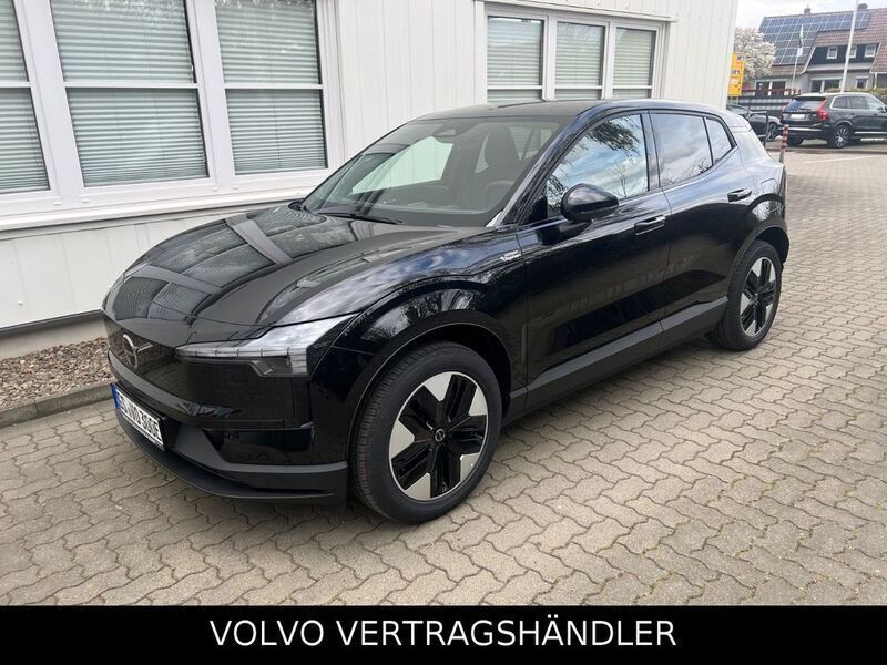 Schwarz Neu 2025 Volvo EX30 Plus SUV | 39.990 € (Etwas zu teuer) - Bild 1/4