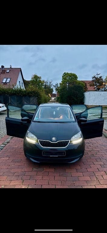 Schwarz Gebraucht 2018 Skoda Citigo Active Kleinwagen | 4.999 € (Guter Preis) - Bild 1/4