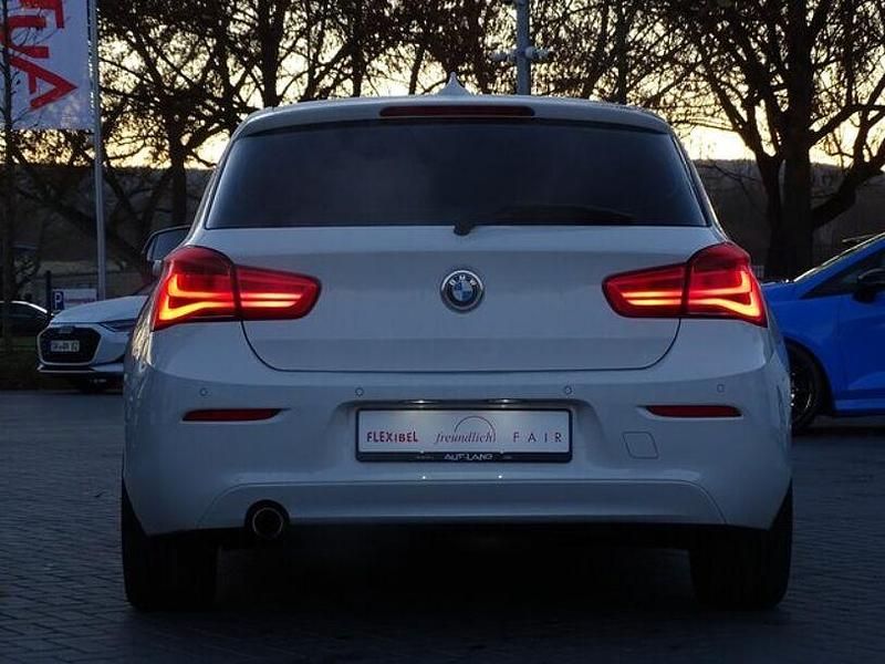 Gebraucht BMW 118 Advantage 150 PS (110 kW) 2018 Weiß Kleinwagen