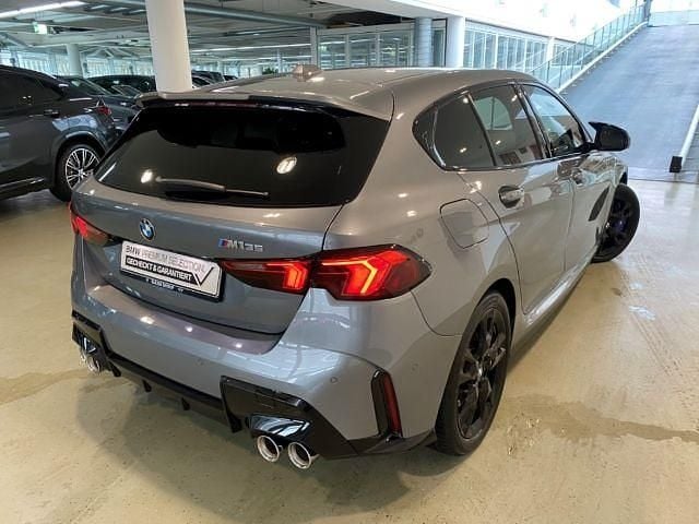 Gebraucht BMW M135 Performance 300 PS (220 kW) 2025 Grau Kleinwagen