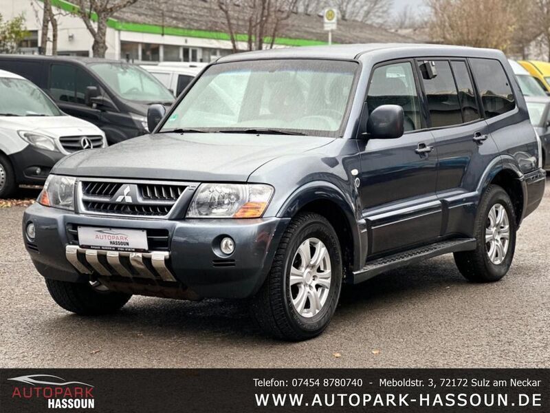 Grau Gebraucht 2005 Mitsubishi Pajero SUV | 4.499 € (Superpreis) - Bild 1/4