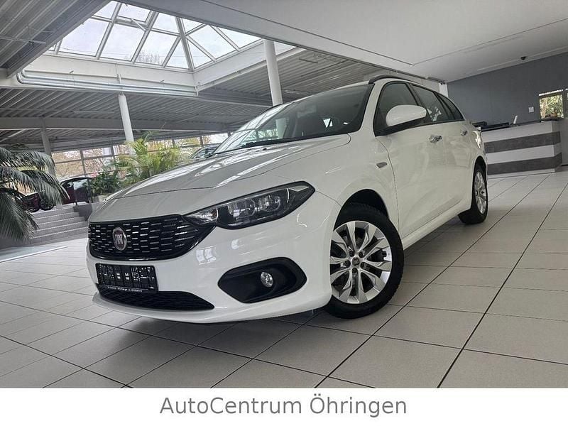 Gebraucht Fiat Tipo Lounge 120 PS (88 kW) 2017 Weiß Limousine