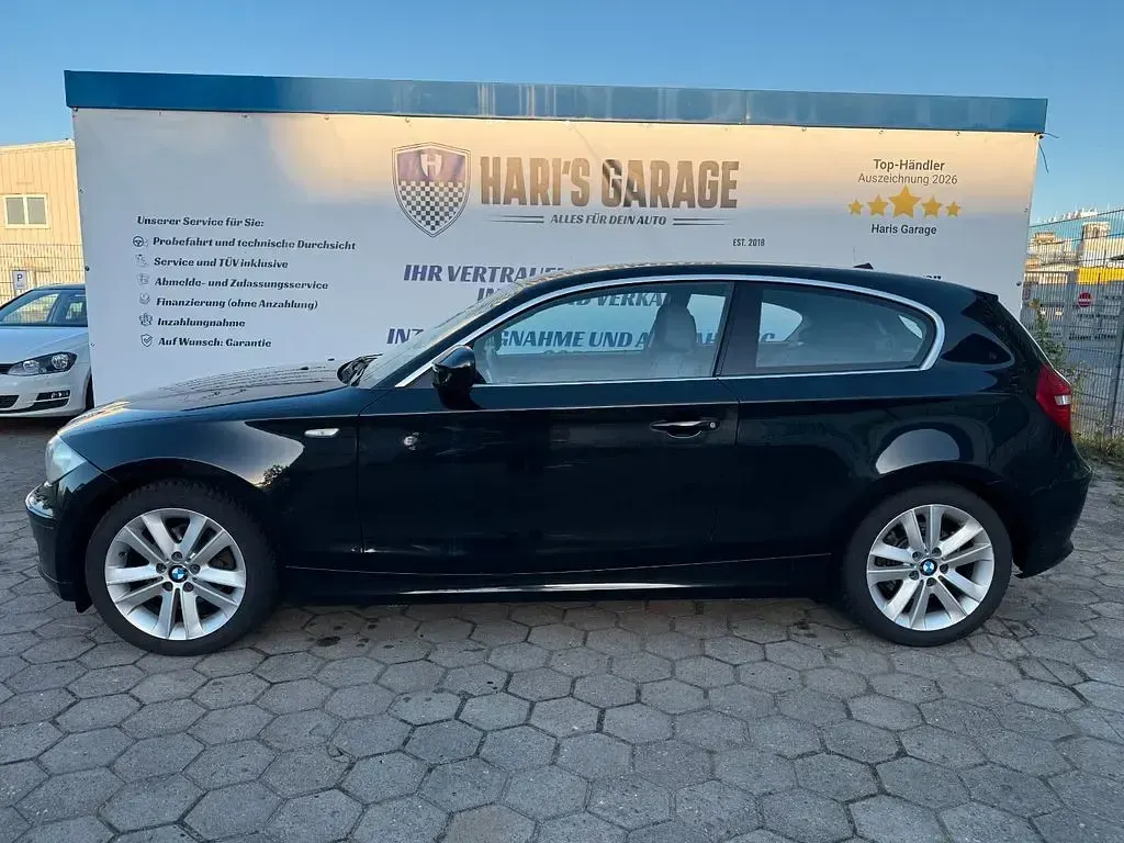 Gebraucht BMW 118 Sport Line 143 PS (105 kW) 2010 Schwarz Kleinwagen