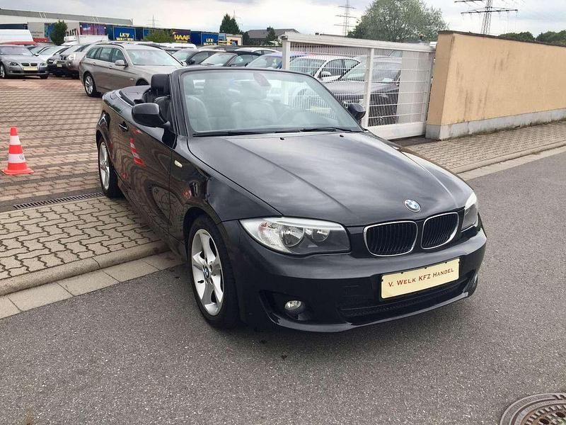 Gebraucht BMW 118 Cabriolet 143 PS (105 kW) 2012 Schwarz 2 Cabrio