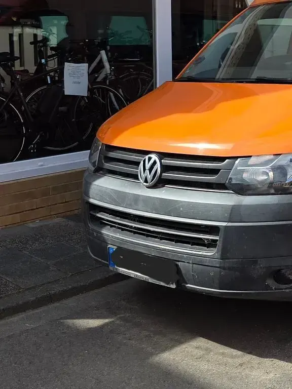 Gebraucht VW T5 140 PS (102 kW) 2014 Orange Van