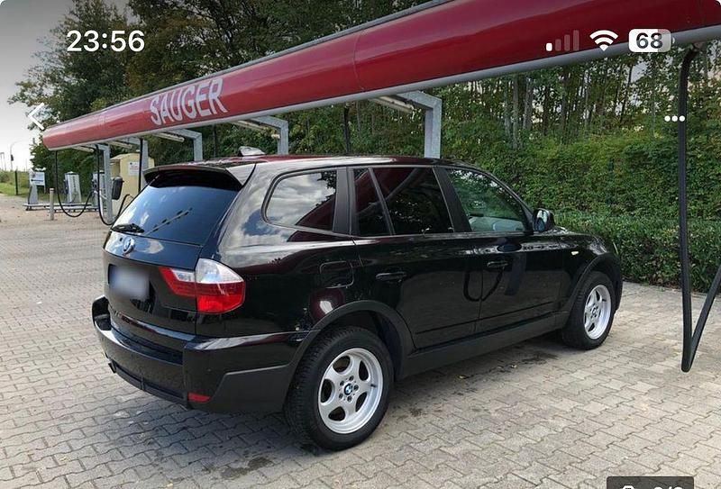 Gebraucht BMW X3 143 PS (105 kW) 2010 Schwarz SUV