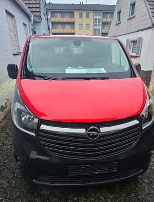 Rot Gebraucht 2017 Opel Vivaro Van / Kleinbus | 5.599 € (Superpreis) - Bild 1/4
