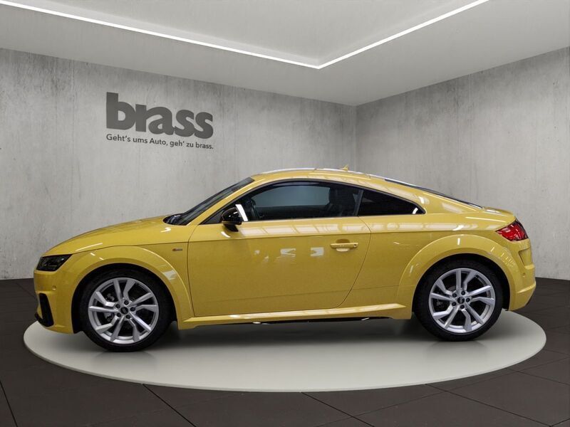 Gebraucht Audi TT S-Line 197 PS (144 kW) 2023 Pythongelb metallic Coupé