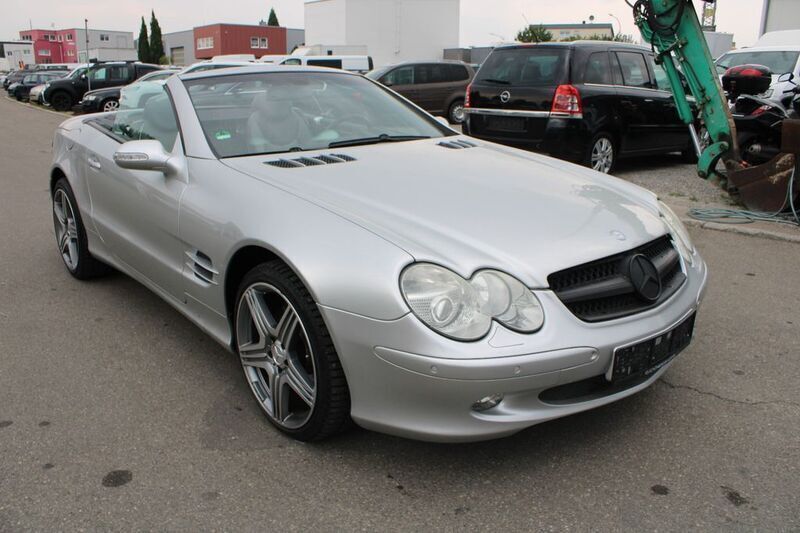 Silber Gebraucht 2003 Mercedes SL350 AMG Cabrio | 11.800 € (Etwas zu teuer) - Bild 1/4