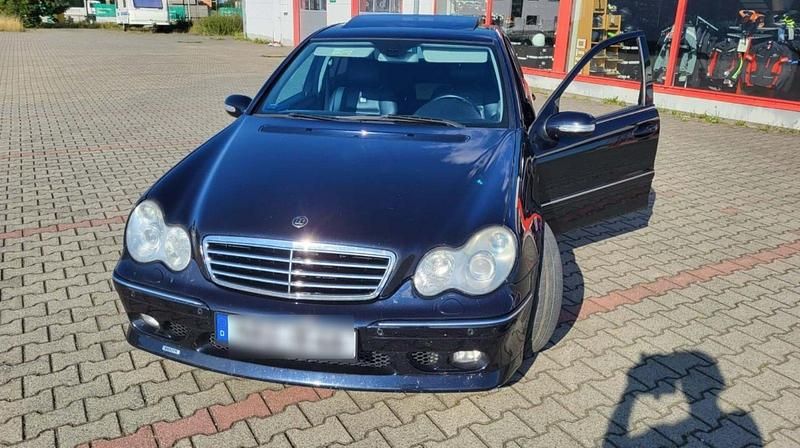 Gebraucht Mercedes C350 282 PS (207 kW) 2005 Limousine