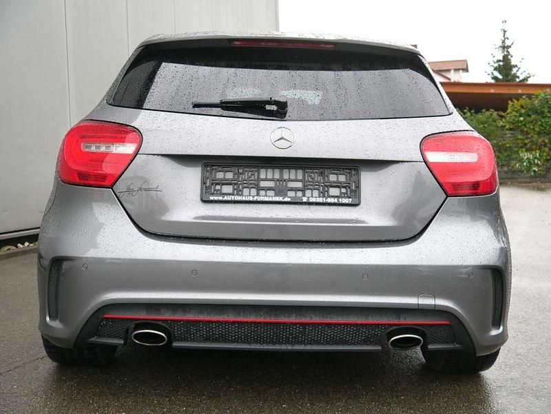 Gebraucht Mercedes A250 AMG 211 PS (155 kW) 2013 Grau Limousine
