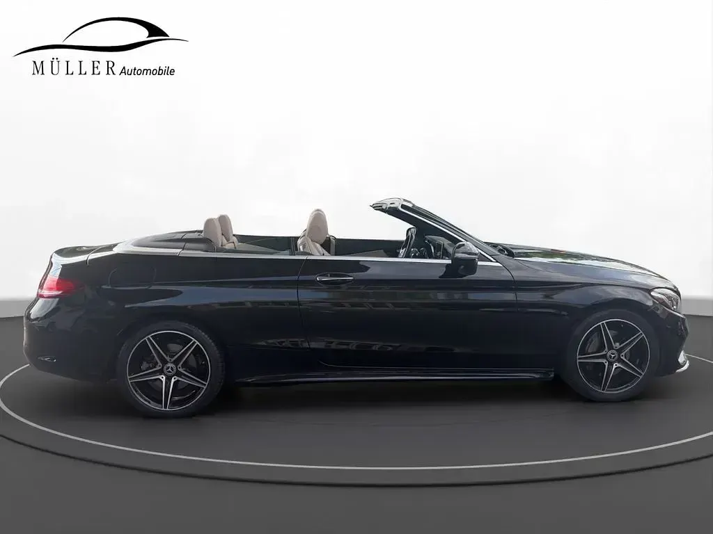 Gebraucht Mercedes C200 AMG line 184 PS (135 kW) 2018 Schwarz Cabrio