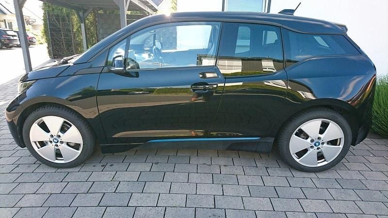 Second-hand BMW i3 125 kW (170 CP) 2017 Negru Hatchback