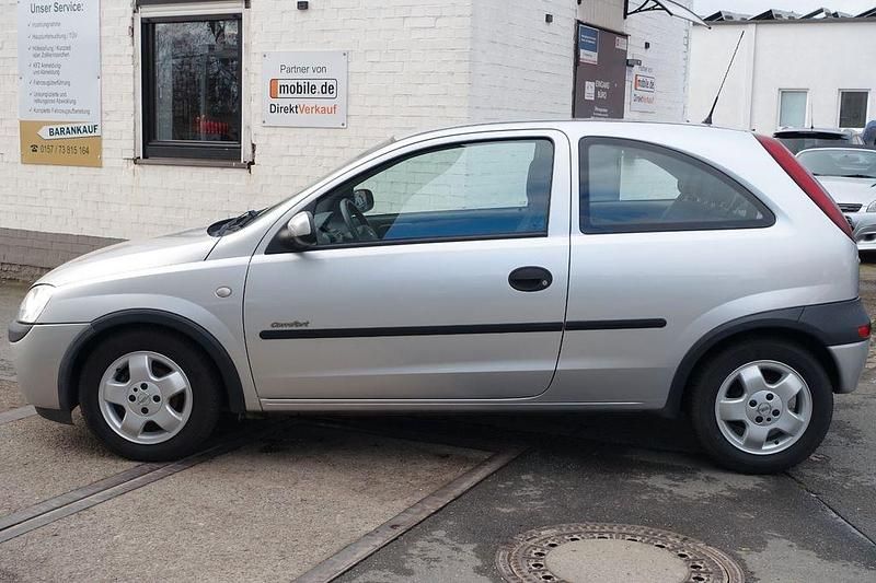 Gebraucht Opel Corsa 75 PS (55 kW) 2001 Silber Kleinwagen