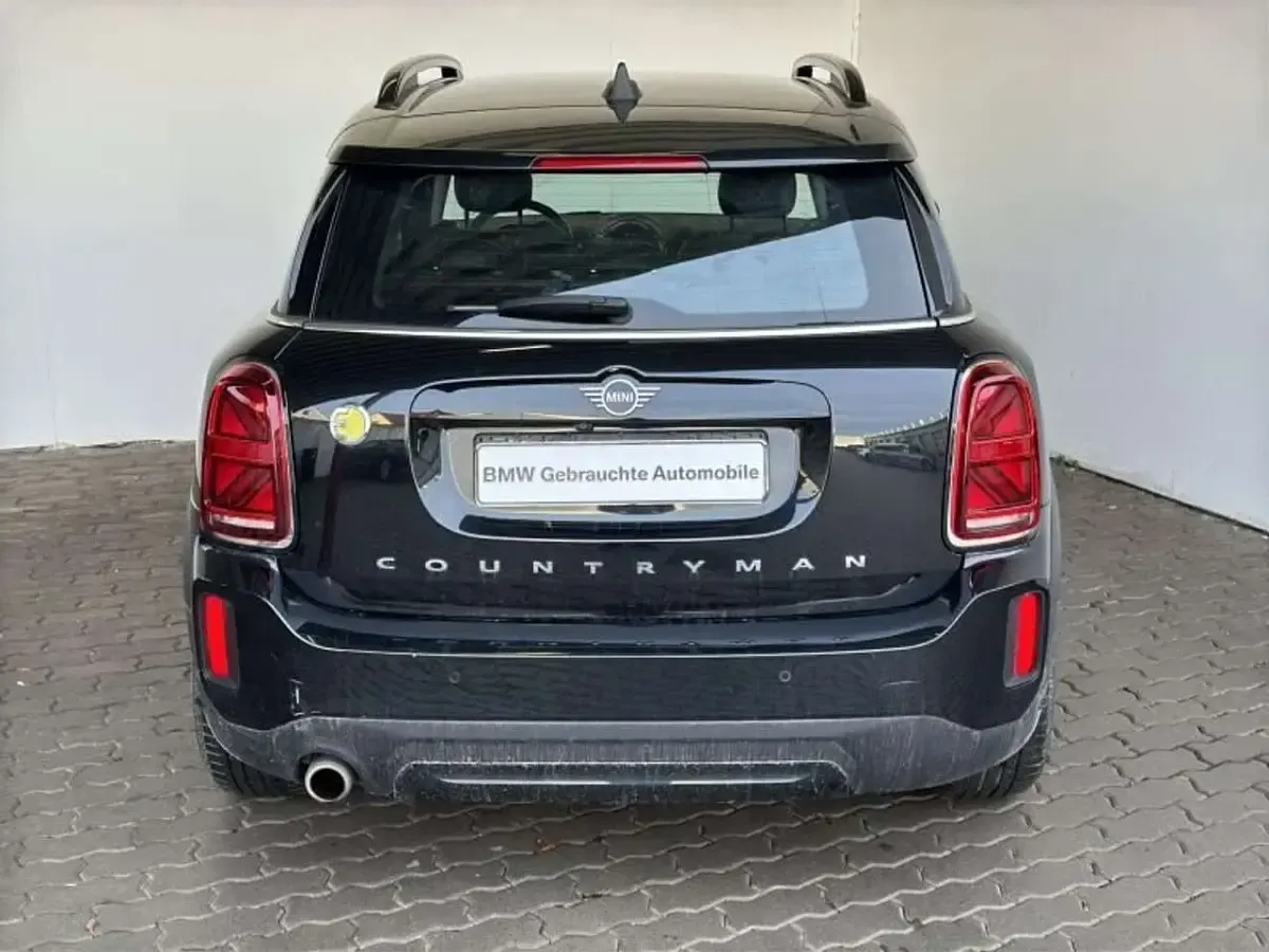 Gebraucht Mini Cooper SE 164 kW (224 PS) 2022 Midnight black metallic Kleinwagen