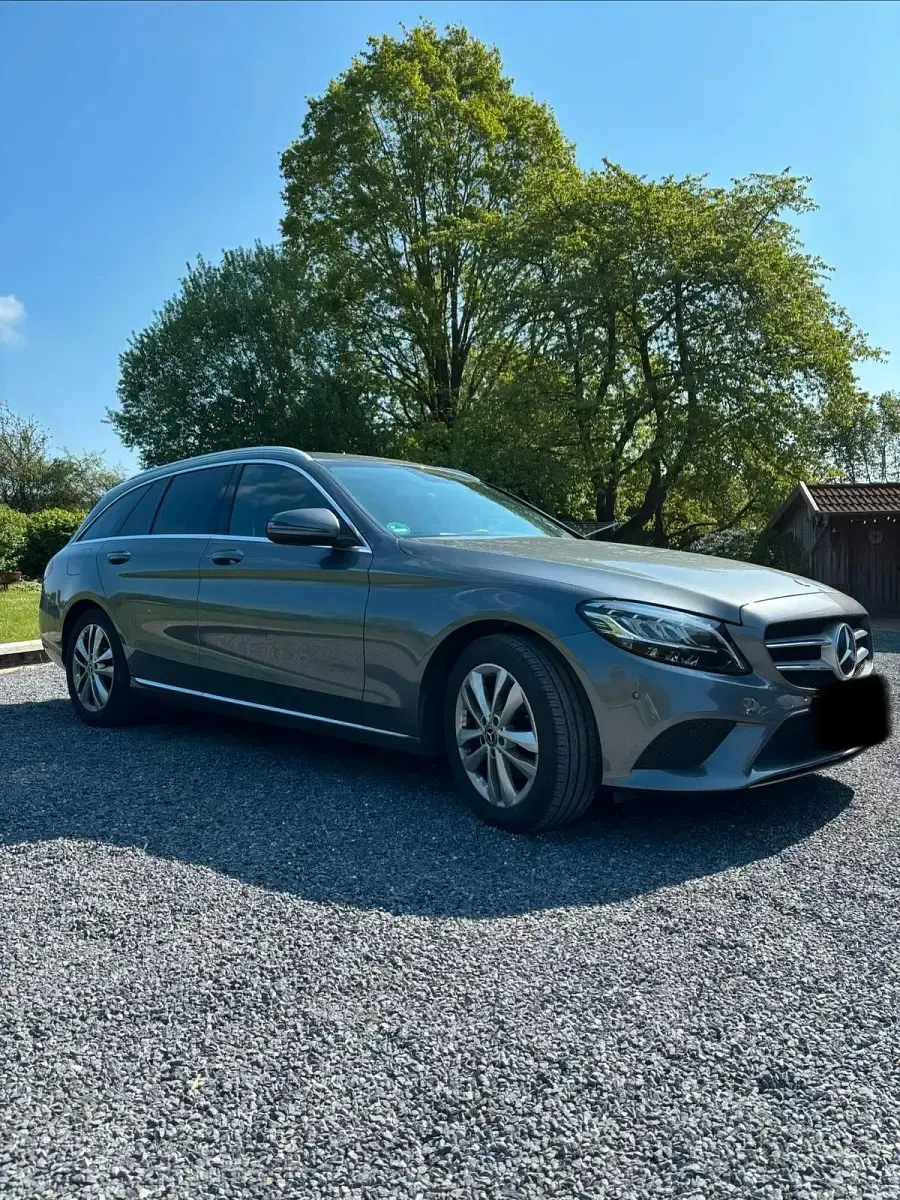 Gebraucht Mercedes C200 160 PS (117 kW) 2019 Grau Limousine
