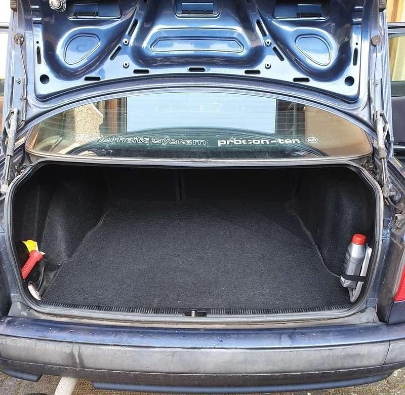 Gebraucht Audi 80 90 PS (66 kW) 1993 Blau Limousine
