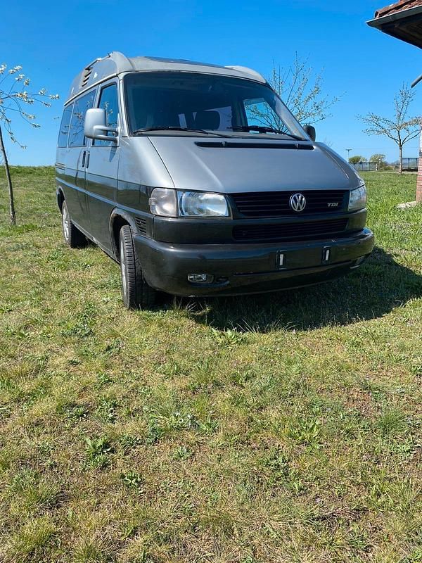 Second-hand VW T4 151 CP (111 kW) 1992 Argintiu Van