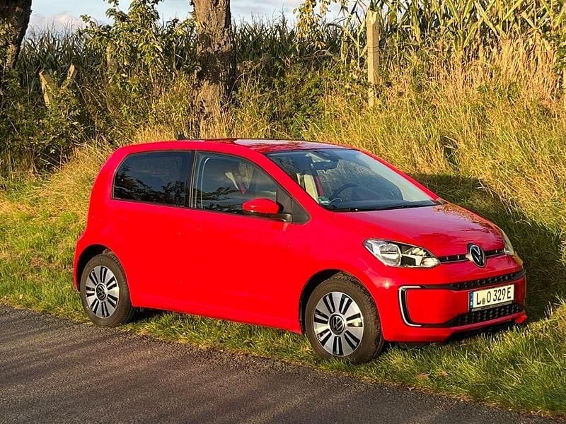 Gebraucht VW e-up! Style 61 kW (83 PS) 2022 Rot Kleinwagen