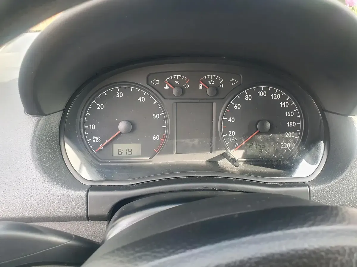 Gebraucht VW Polo 75 PS (55 kW) 2006 Schwarz Kleinwagen