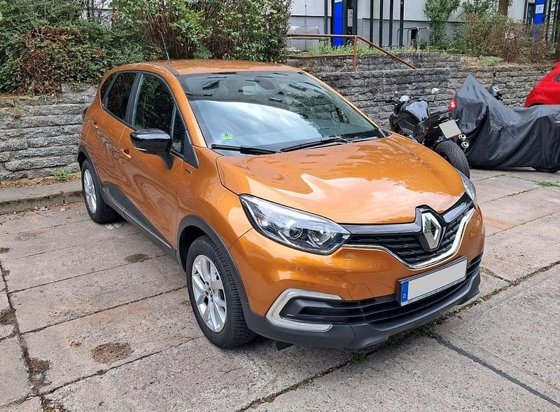 Gebraucht Renault Captur LIMITED 90 PS (66 kW) 2019 Orange SUV